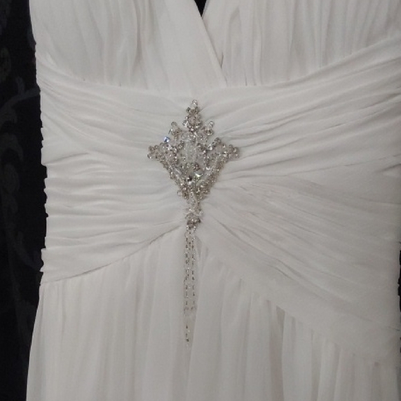 Alfred Sung Bridal Wedding Gown 7074 - Picture 5 of 5